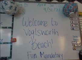 Miss Ellingsworth's Class had a beach day!